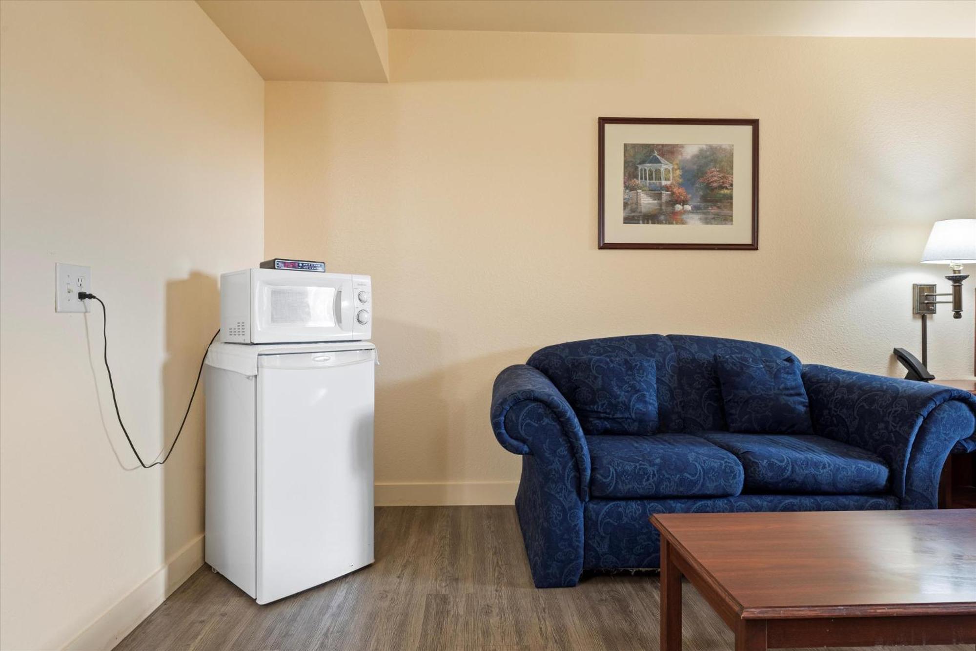 Quincy Inn And Suites Dış mekan fotoğraf