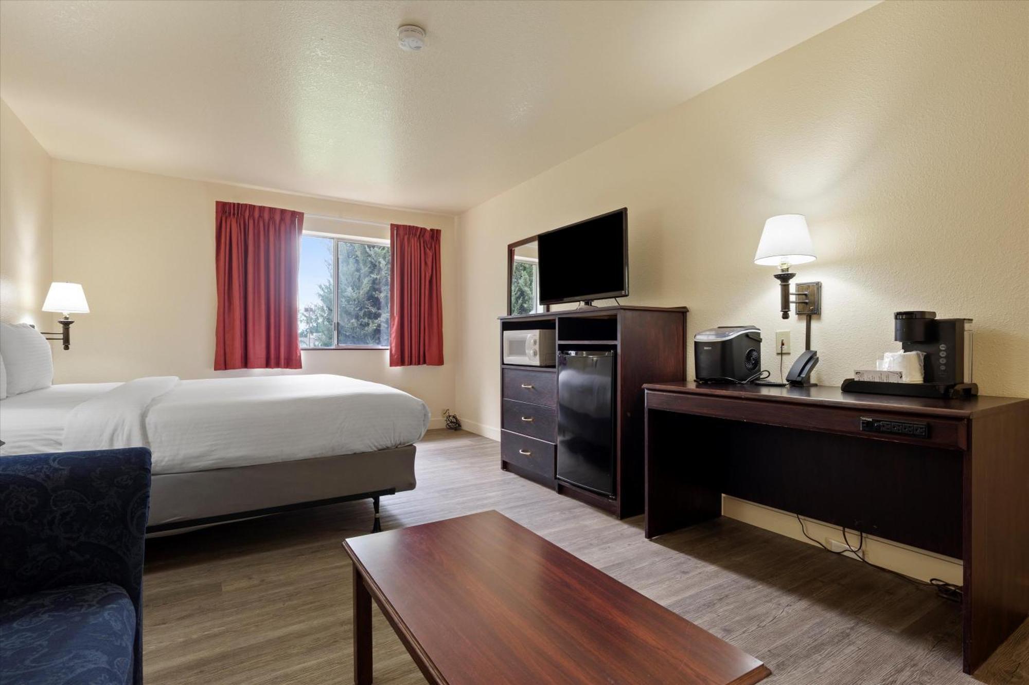 Quincy Inn And Suites Dış mekan fotoğraf