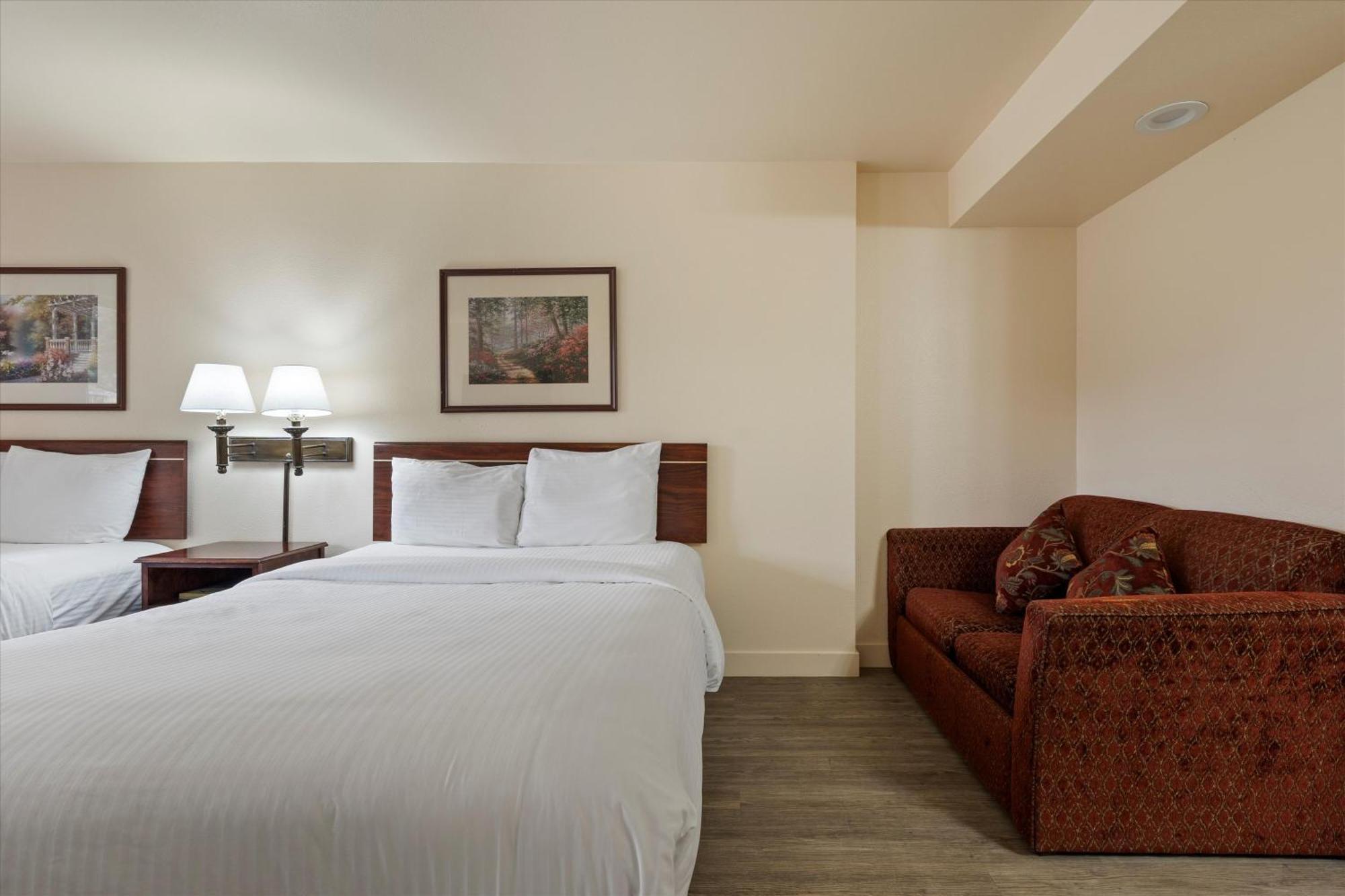 Quincy Inn And Suites Dış mekan fotoğraf