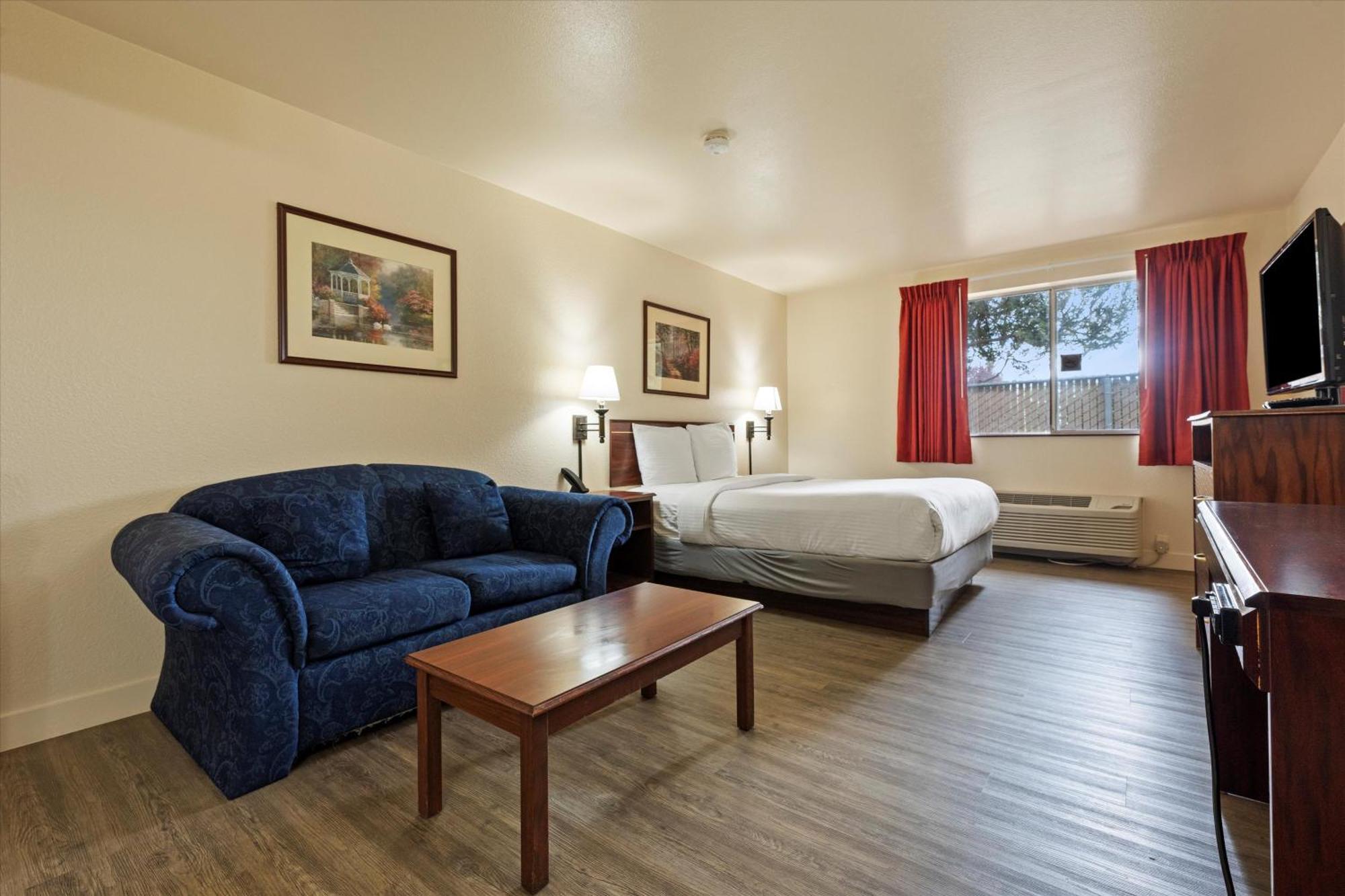 Quincy Inn And Suites Dış mekan fotoğraf