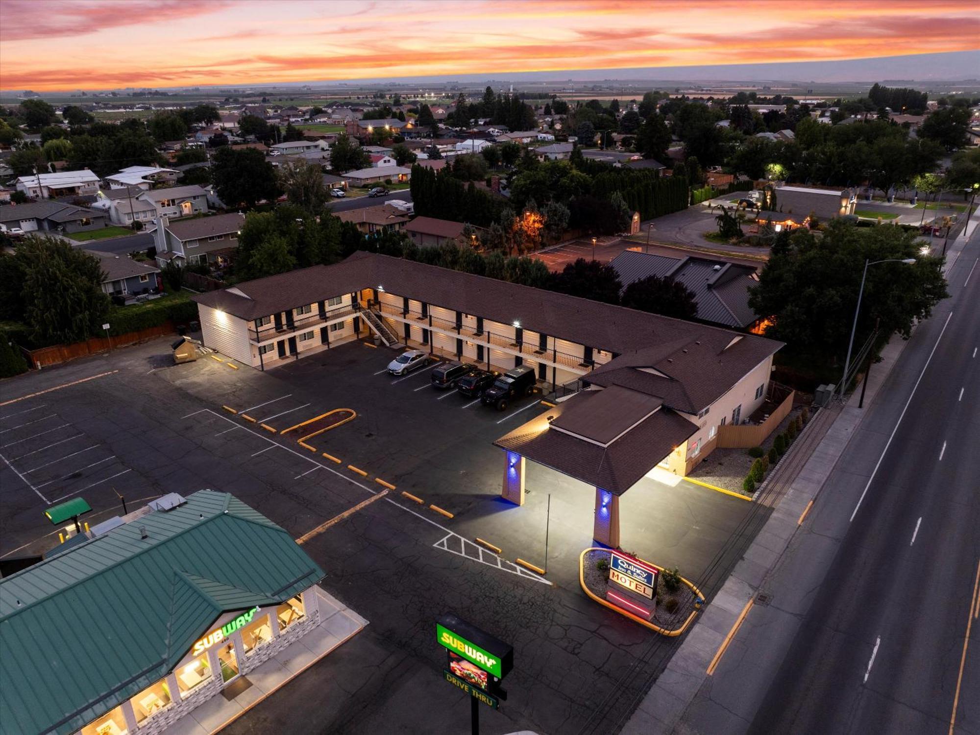 Quincy Inn And Suites Dış mekan fotoğraf